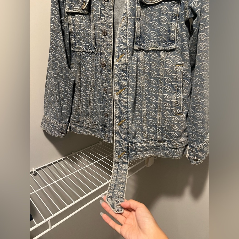 Blue Patterned Denim Jacket - Picture 6 of 7